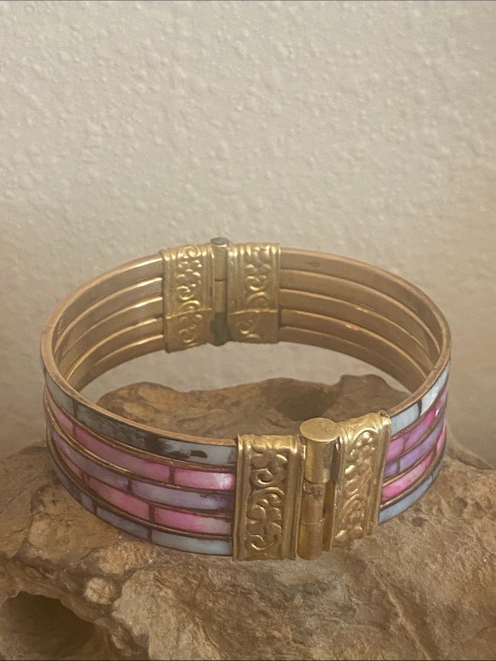Vintage 70s Brass Mother of Pearl Inlay Hinged Bangle Bracelet